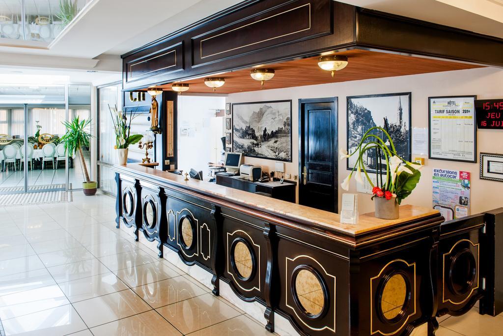 Hotel Christ Roi Lourdes Esterno foto