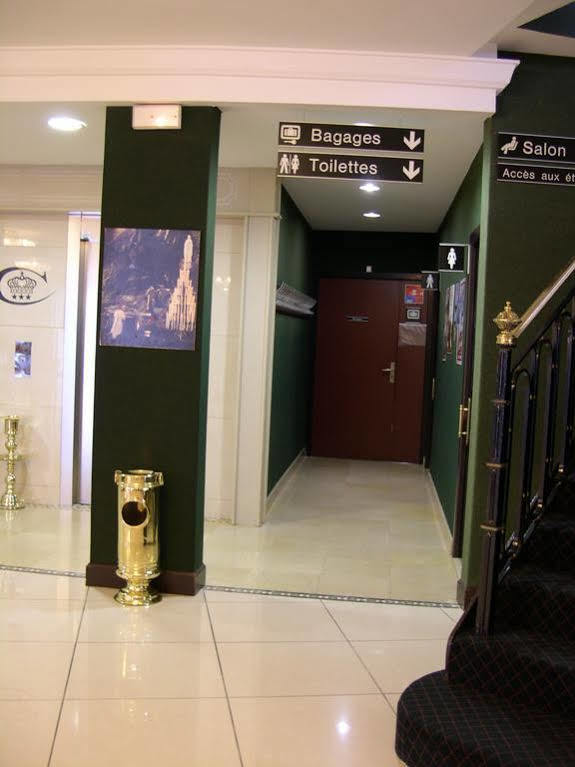 Hotel Christ Roi Lourdes Esterno foto